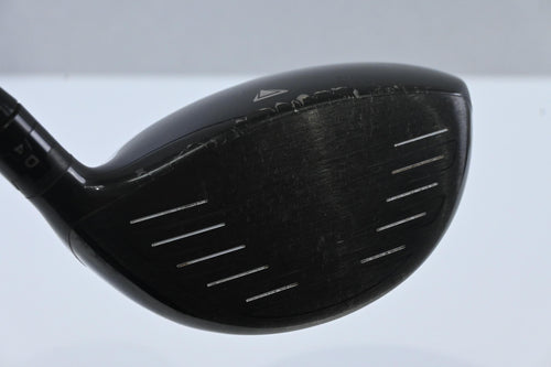 Left Hand Titleist 917 D2 Driver / 10.5 Degree / Regular Flex Diamana 60 Shaft