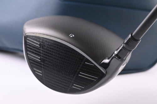 Taylormade Qi4D Driver / 10.5 Degree / Stiff Flex Ping ALTA CB Blue 50 Shaft