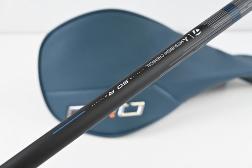 Taylormade Qi4D Driver / 10.5 Degree / Regular Flex Reax Blue 50 Shaft