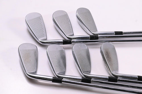 Mizuno MX-900 Irons / 4-PW / Regular Flex Dynamic Gold Lite R300 Shafts