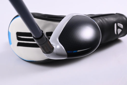 Taylormade SIM2 Max #3 Hybrid / 19 Degree / Stiff Flex Ventus Blue 7 Shaft