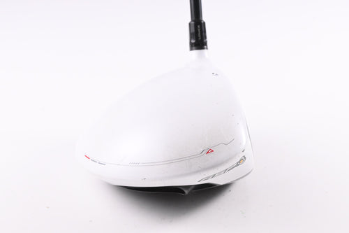 Taylormade R11 Driver / 10.5 Degree / Stiff Flex Fujikura Blur 60 Shaft