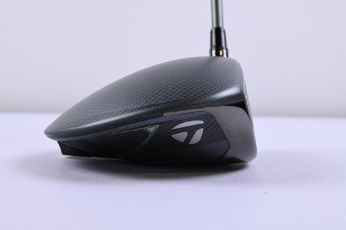Taylormade Qi35 Driver / 9 Degree / Regular Flex Air Speeder 50 Shaft