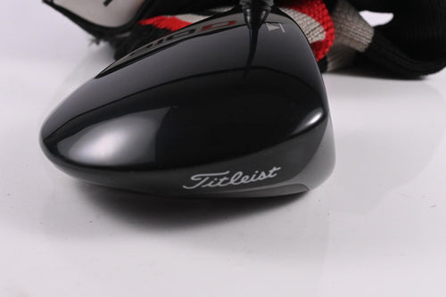 Titleist 910 D2 Driver / 10.5 Degree / Stiff Flex Diamana Kai'li 65 Shaft