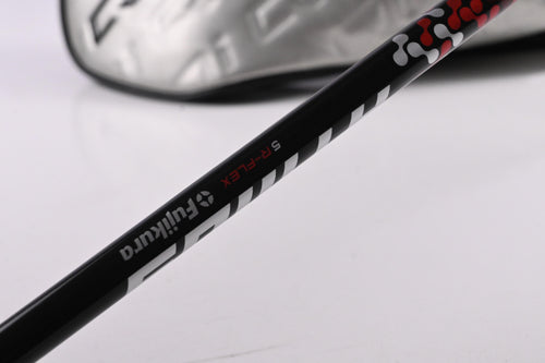 Taylormade Qi35 Driver / 10.5 Degree / Regular Flex Fujikura Atmos Red 5 Shaft