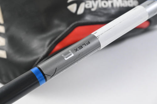 Taylormade M5 Driver / 9 Degree / Regular Flex Fujikura Speeder 57 Shaft
