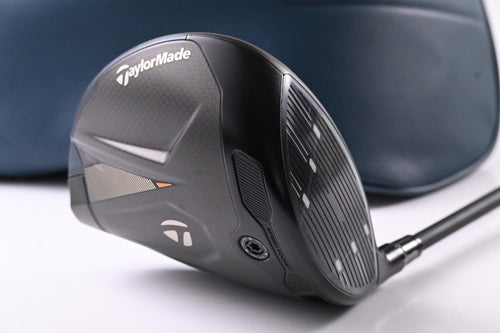 Taylormade Qi4D Max Driver / 10.5 Degree / Regular Flex REAX White 60 Shaft