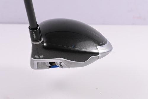 Taylormade SLDR Driver / 9.5 Degree / Stiff Flex Fujikura Speeder 57 Shaft