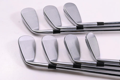 Mizuno JPX 925 Hot Metal Irons / 5-PW+GW / Regular Flex KBS Tour Lite Shafts