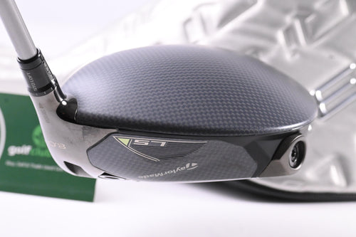 Taylormade Qi35 LS Driver / 8 Degree / Regular Flex Fujikura Speeder NX 50 Shaft