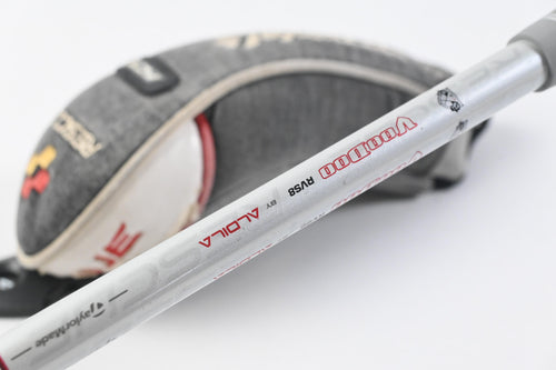 TaylorMade Rescue 2009 #4 Hybrid / 22 Degree / Regular Flex Aldila Voodoo 8 Shaft