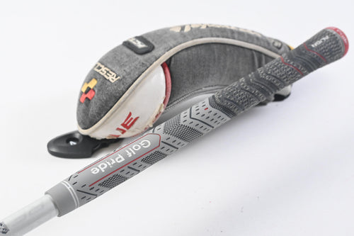 TaylorMade Rescue 2009 #4 Hybrid / 22 Degree / Regular Flex Aldila Voodoo 8 Shaft