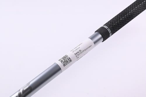 Left Hand Titleist GT2 Driver / 10 Degree / Regular Flex Airspeeder 40 Shaft