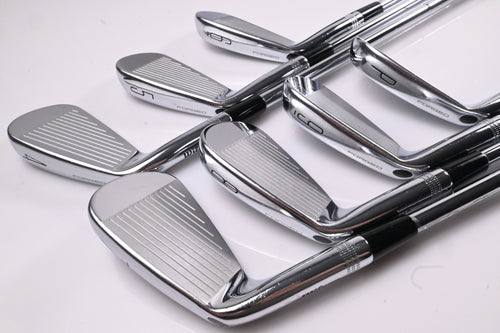 Wilson Staff Model Blade 2024 Irons / 4-PW / Stiff Flex Dynamic Gold Mid 115