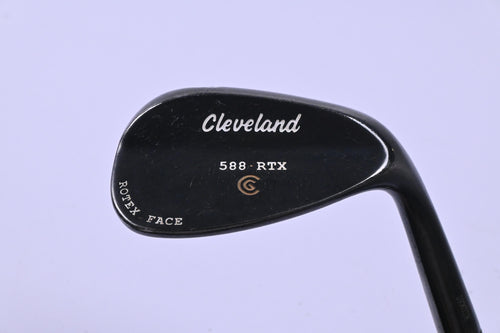 Cleveland 588 RTX Gap Wedge / 52 Degree / Wedge Flex Dynamic Gold Steel Shaft