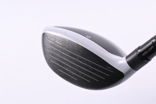 Taylormade SIM2 Ti #3 Wood / 13.5 Degree / Stiff Flex Fujikura Speeder Tour