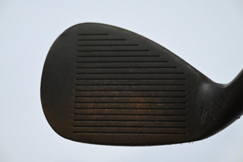 Titleist High Performance BeCu Gap Wedge / 52 Degree / Wedge Flex Dynamic Gold