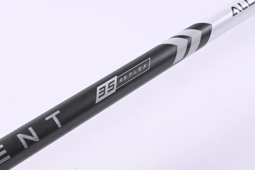 Titleist TS2 Driver / 10.5 Degree / Ladies Flex Aldila Ascent 35