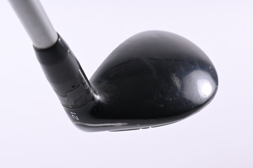 Titleist 915H #3 Hybrid / 21 Degree / Regular Flex Diamana M+ 60 Shaft