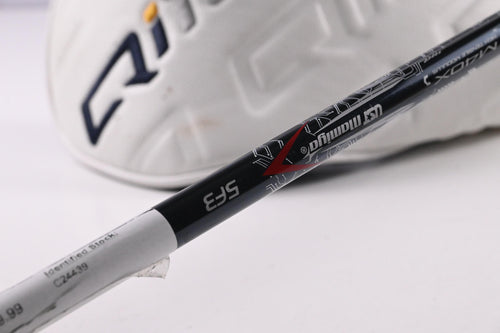 Taylormade Qi10 Driver / 10.5 Degree / Regular Flex UST LinQ Red 5 M40X Shaft