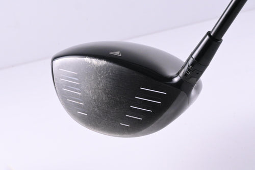 Titleist 915 D2 Driver / 9.5 Degree / Stiff Flex Grafalloy Prolaunch Red