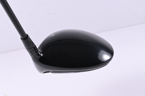 Titleist 915 D2 Driver / 9.5 Degree / Stiff Flex Grafalloy Prolaunch Red