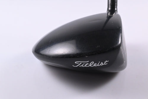 Titleist 913 D2 Driver / 9.5 Degree / Stiff Flex Titleist Select Shaft