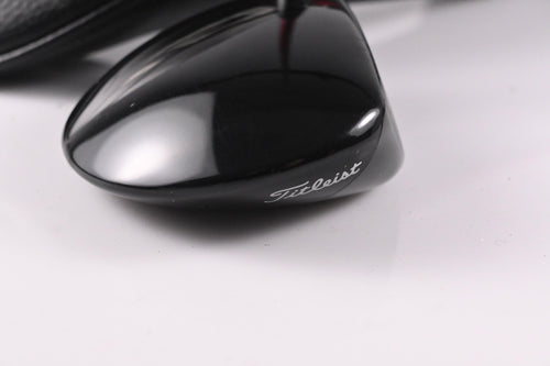 Titleist GT2 #5 Wood / 18 Degree / Regular Flex Denali Red 60 Shaft