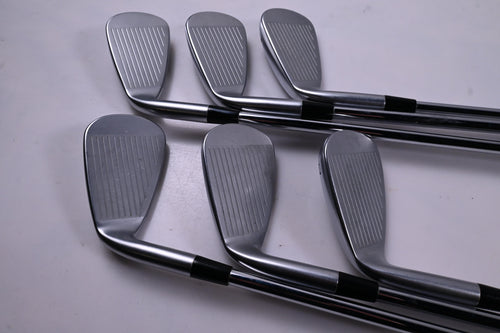 Mizuno JPX 925 Hot Metal HL Irons / 5-PW / Regular Flex Dynamic Gold 95 R300