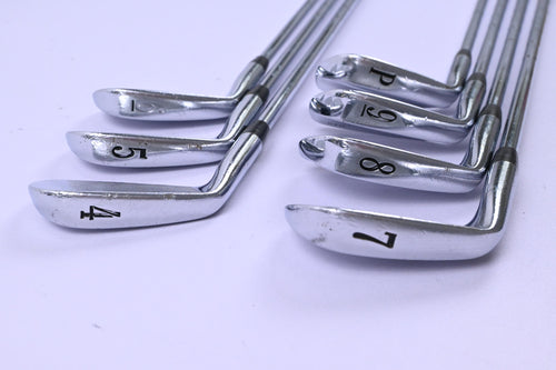 Titleist 670 Forged Irons / 4-PW / Stiff Flex Dynamic Gold S300 Shafts