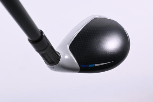 Taylormade SIM2 Max #4 Hybrid / 22 Degree / Regular Flex Fujikura Vista Pro 60