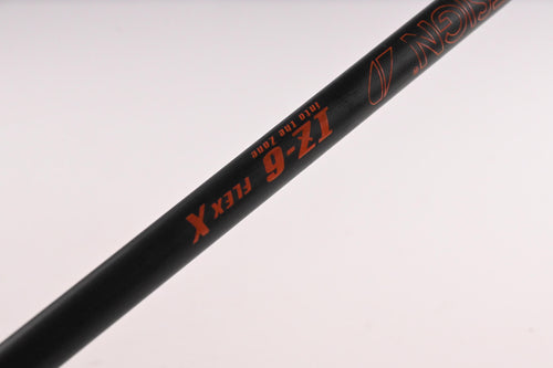Taylormade Stealth 2 Driver / 9 Degree / X-Flex Graphite Design Tour AD IZ-6