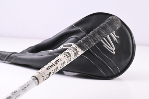 Cobra Aerojet LS Driver / 9 Degree / X-Flex Tensei AV RAW White 60 Shaft