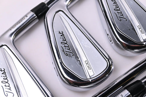 Titleist T200 2023 Irons / 4-PW / X-Flex AMT Tour White X100 Shafts