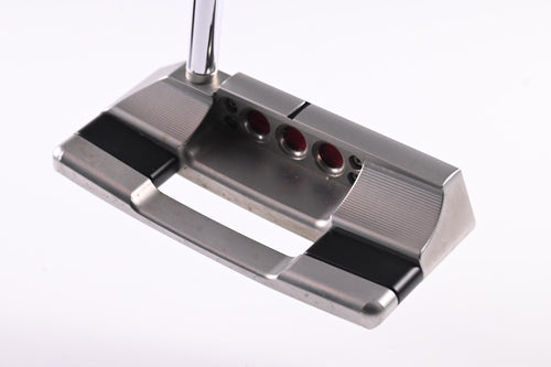 Scotty Cameron 2025 Studio Style Squareback Putter / 34 Inch