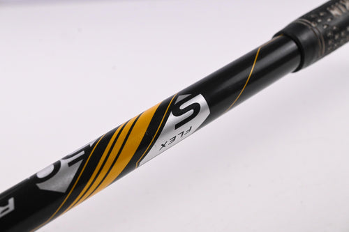 Left Hand Taylormade RBZ Stage 2 Driver / 9.5 Degree / Stiff Flex Rocketfuel 50