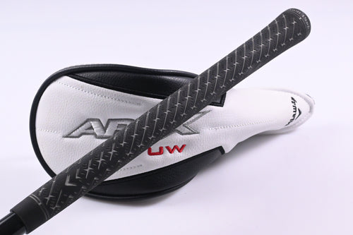 Callaway Apex UW 24 #2 Hybrid / 17 Degree / Stiff Flex MMT 70 Shaft