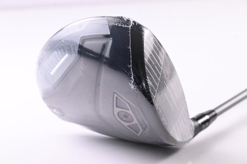 Callaway Quantum Max D Driver / 10.5 Degree / Regular Flex Denali Frost Silver
