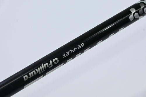 Left Hand Taylormade M6 Driver / 10.5 Degree / Stiff Flex Fujikura Atmos Black 6