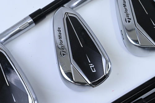 TaylorMade Qi Irons / 6-PW+AW+SW / Regular Flex Fujikura Ventus TR Blue 6 Shafts