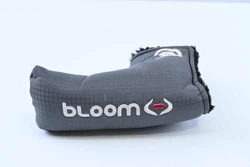 Cleveland Bloom 2022 Putter / 33 Inch
