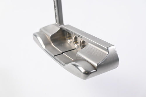 Scotty Cameron Super Select Newport+ Putter / 34 Inch