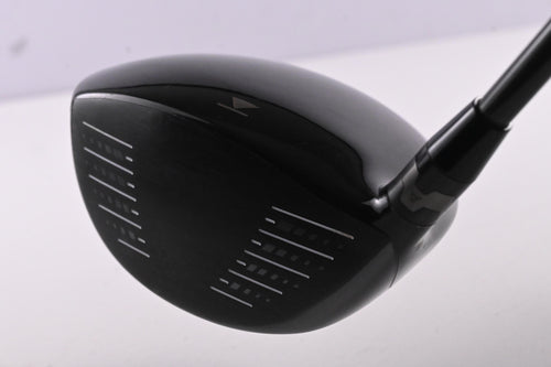 Titleist 913 D2 Driver / 9.5 Degree / Stiff Flex Aldila RIP Phenom 70 Shaft