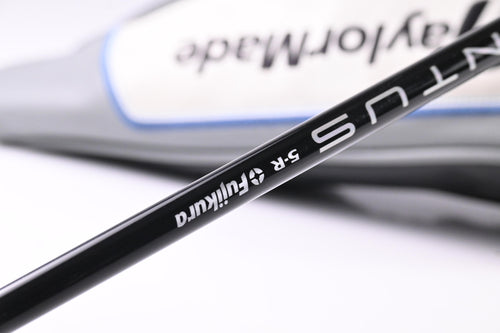 Taylormade SIM Max D Driver / 10.5 Degree / Regular Flex Ventus Red 5 Shaft