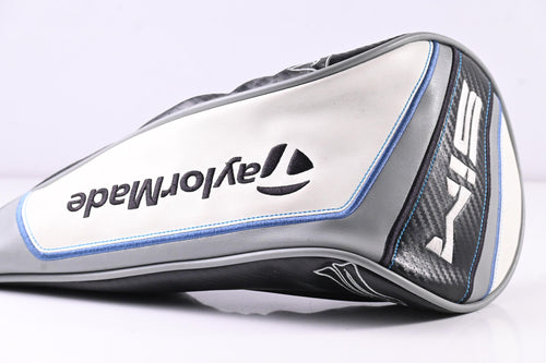 Taylormade SIM Max D Driver / 10.5 Degree / Regular Flex Ventus Red 5 Shaft