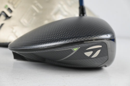 Taylormade Qi35 Driver / 10.5 Degree / Regular Flex Ventus Blue 6 Shaft