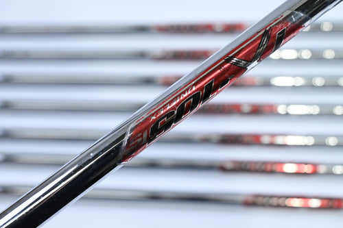 Wilson Di7 Irons / 4-PW+SW / Regular Flex True Temper 105