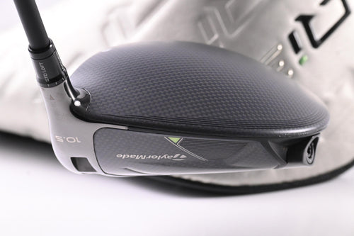 Taylormade Qi35 Driver / 10.5 Degree / Stiff Flex Kai'li DarkWaves White 60