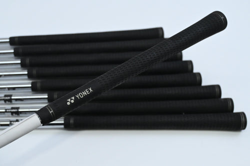 Yonex V-Mass 260 Irons / 3-PW+SW / Uniflex Yonex V-Mass Shafts
