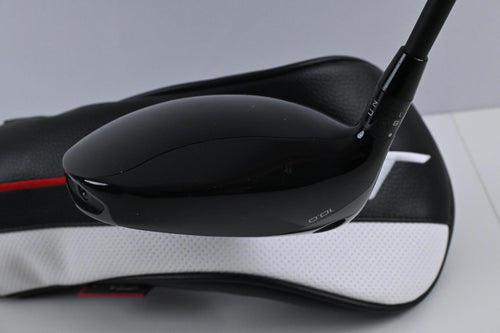 Left Hand Titleist GT2 Driver / 10 Degree / Regular Flex Tensei 1K Blue 65 Shaft